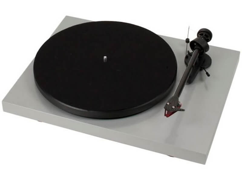 Pro-Ject lemezjátszó Debut Carbon (DC) szürke